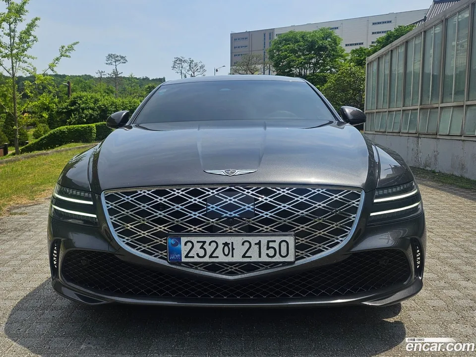 Genesis G80 2.5 AWD 2026 — photo 1, buy with delivery to Moscow