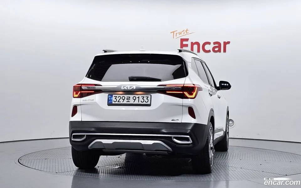 Kia Seltos 1.6 4WD 2022 — thumbnail 4
