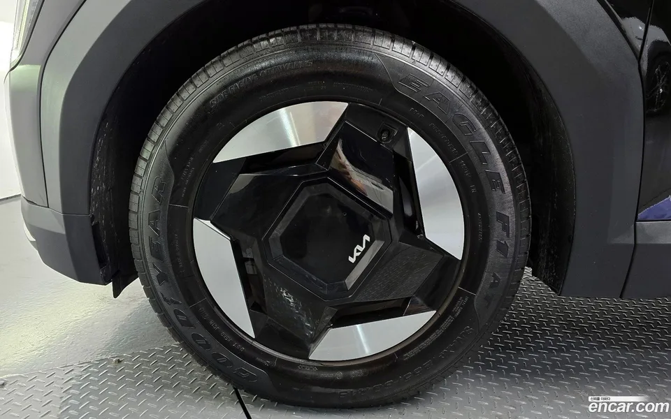 Kia EV9 2WD 2023 — миниатюра 2