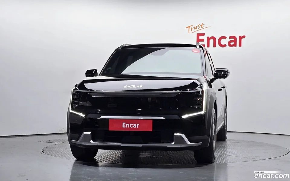 Kia EV9 2WD 2023 — миниатюра 3