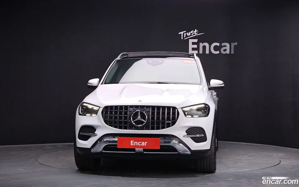 Mercedes-Benz GLE-Class GLE300d 4MATIC 2024 — миниатюра 3