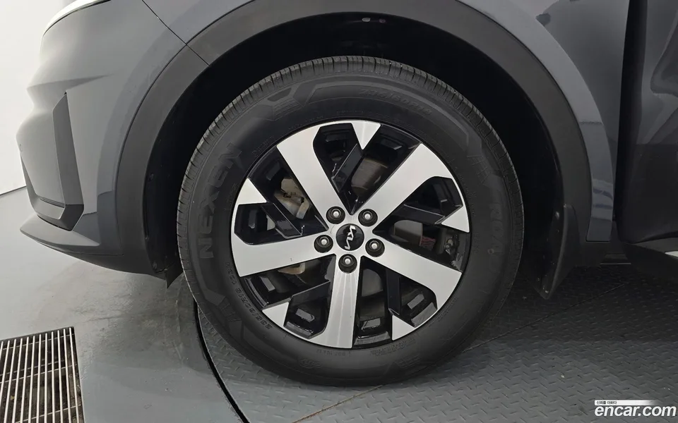 Kia Sorento 2.2 2WD 2022 — миниатюра 5
