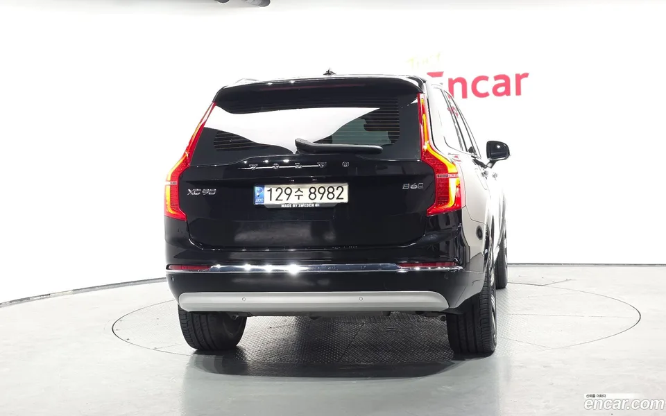 Volvo XC90 B6 2022 — миниатюра 4