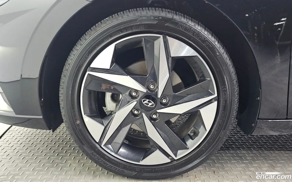 Hyundai Avante Hybrid 2022 — миниатюра 2