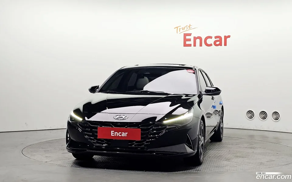 Hyundai Avante Hybrid 2022 — миниатюра 3