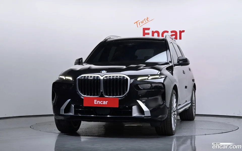 BMW X7 xDrive 40d 7 2025 — миниатюра 3