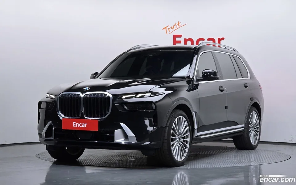 BMW X7 2025