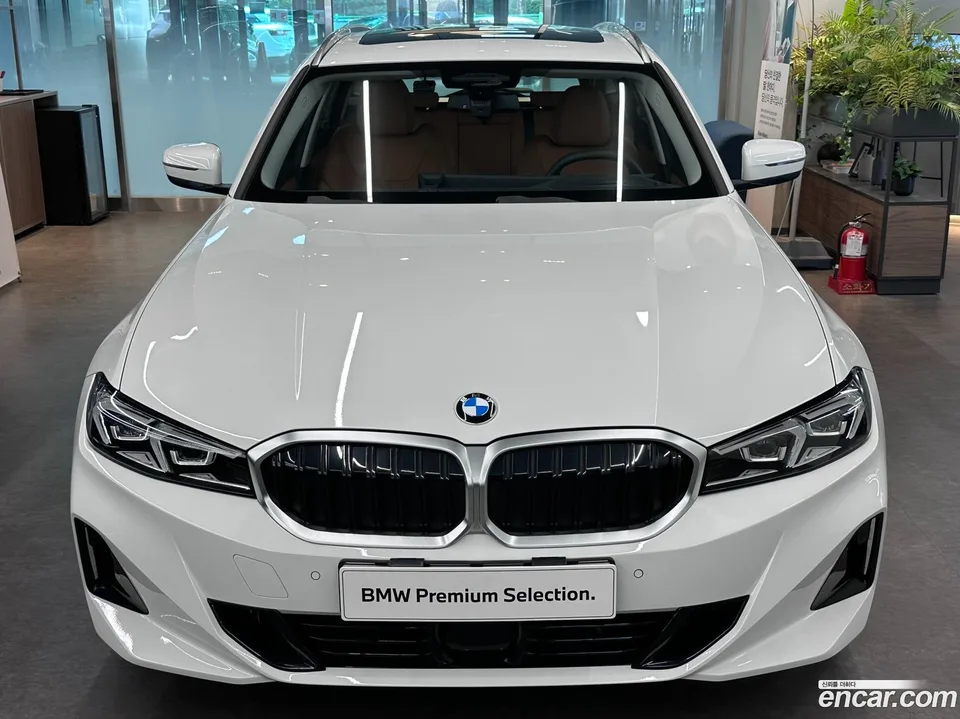 BMW 3 Series 320d 2025 — thumbnail 3