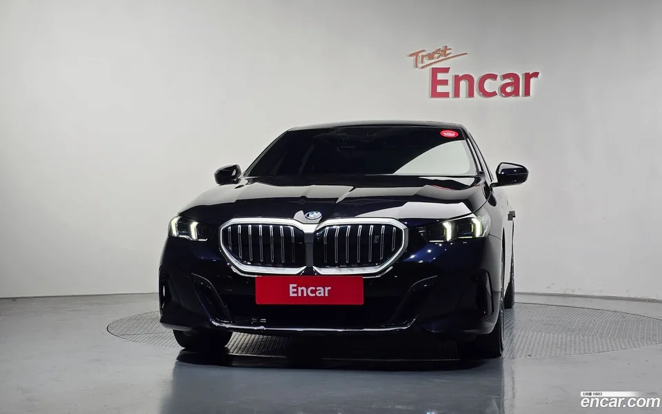 BMW i5 eDrive 40 M 2023 — миниатюра 3