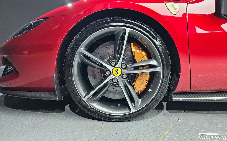 Ferrari 296 GTS 3.0 V6 2024 — миниатюра 5
