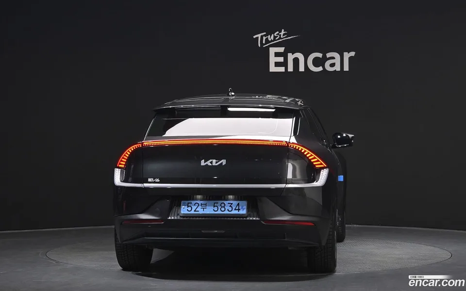 Kia EV6 4WD 2022 — миниатюра 4