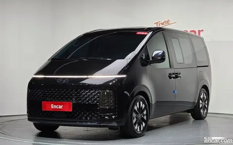 Hyundai Staria 2025 купить в Москве