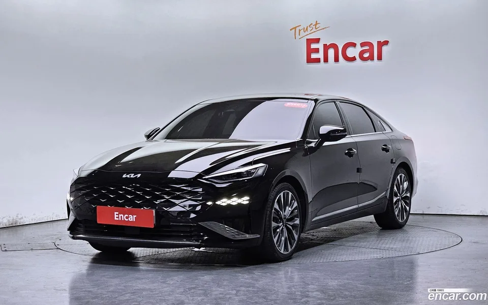 Kia K8 2.5 2WD 2022 — photo 1, buy with delivery to Moscow