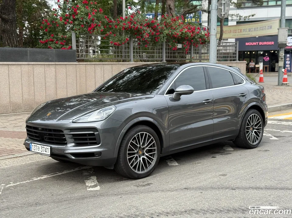 Porsche Cayenne 2022