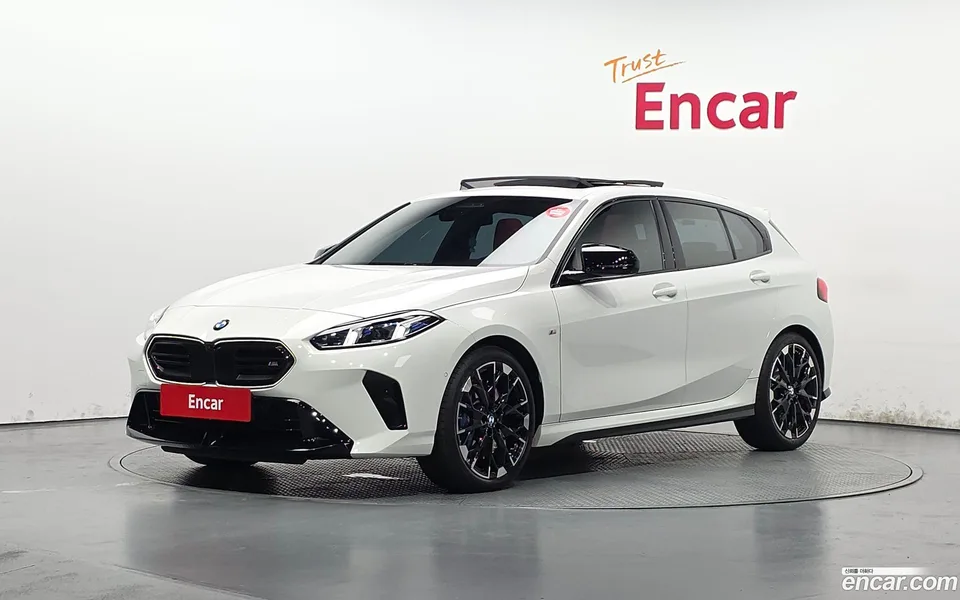 BMW 1 Series 2025