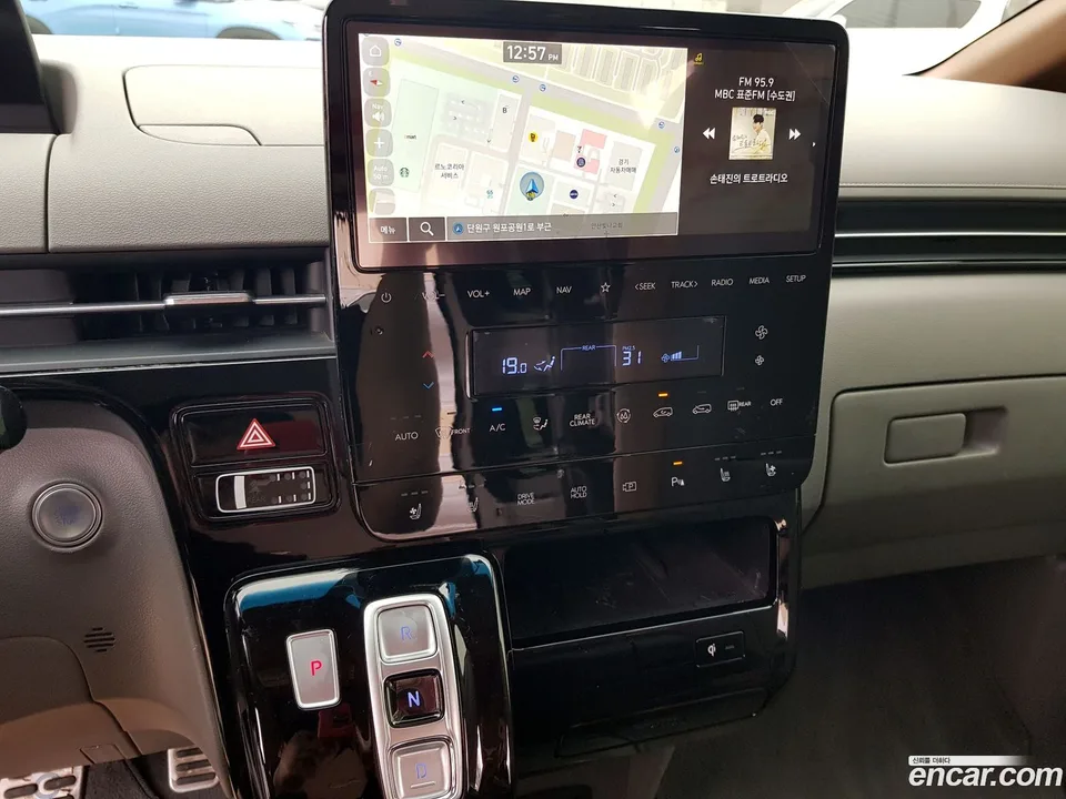 Hyundai Staria 4WD 2022 — миниатюра 5
