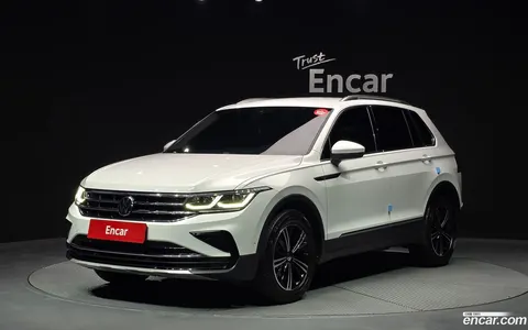 Volkswagen Tiguan 2023 buy in Moscow