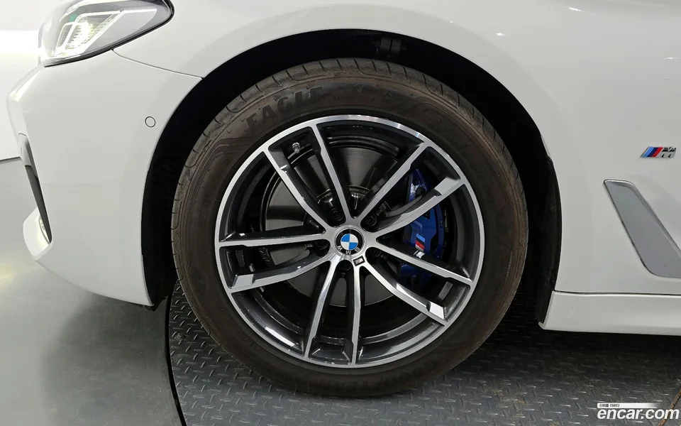 BMW 5 Series 523d M 2023 — миниатюра 2