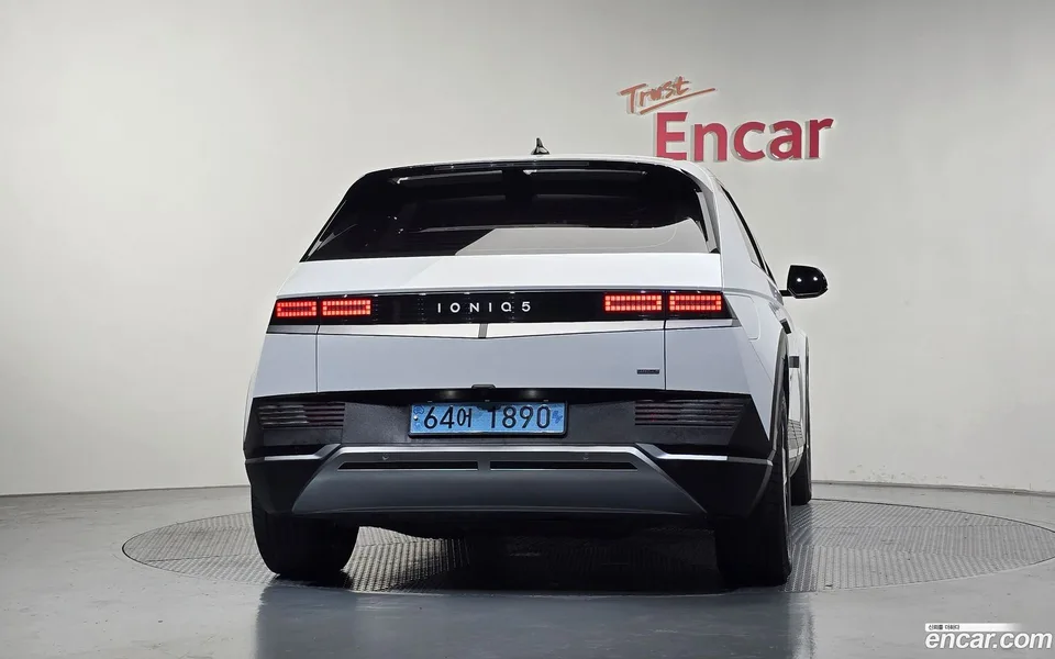 Hyundai Ioniq 5 AWD 2022 — миниатюра 4