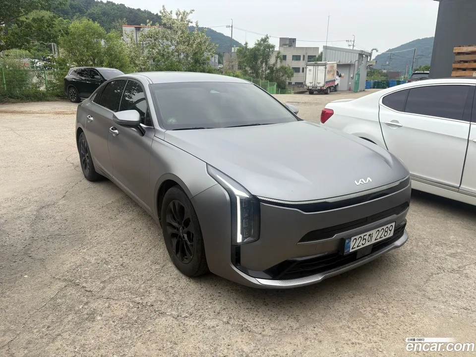 Kia K8 2.5 2WD 2025 — photo 1, buy with delivery to Moscow