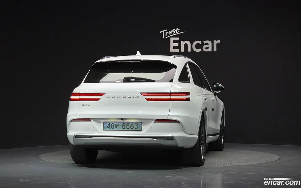 Genesis Electrified GV70 e-AWD 2022 — миниатюра 4