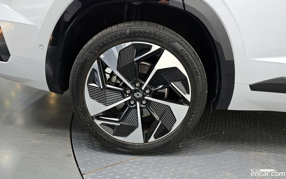 Renault Samsung Grand Koleos 1.5 E-TECH 2WD 2024 — миниатюра 5