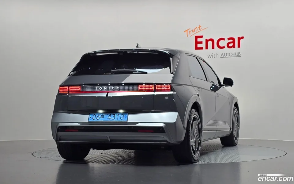 Hyundai Ioniq 5 2025 — миниатюра 4