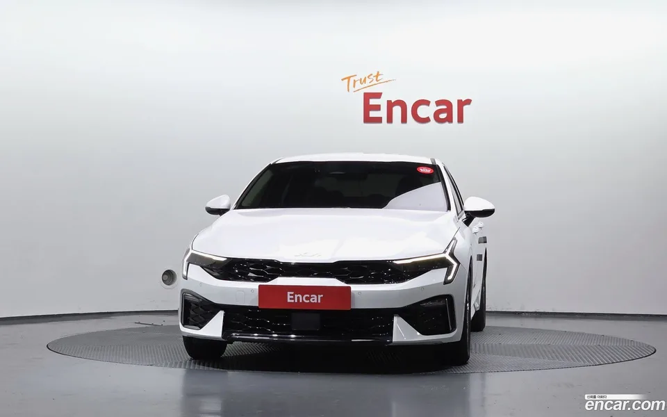 Kia K5 Hybrid 2024 — миниатюра 3