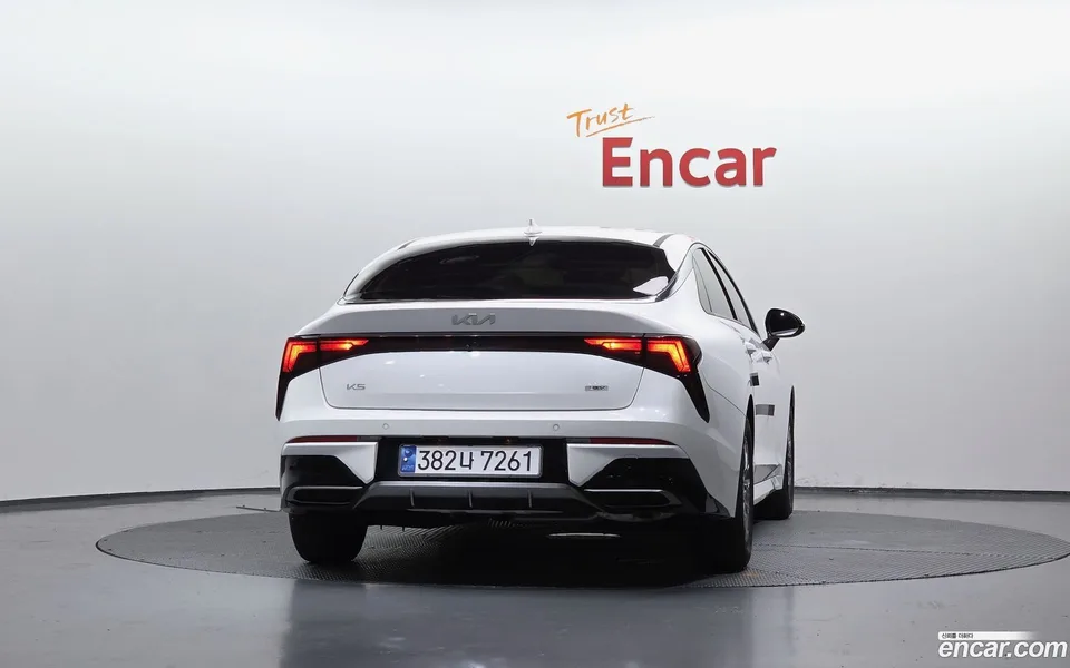 Kia K5 Hybrid 2024 — миниатюра 4