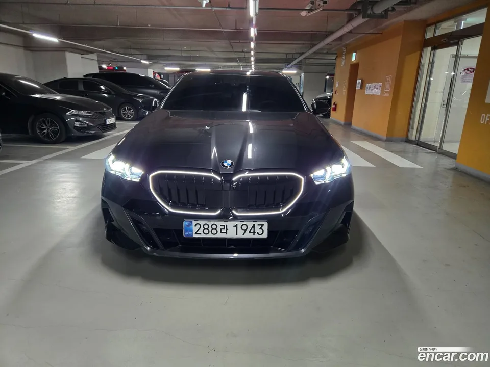 BMW 5 Series 530i xDrive M 2025 — миниатюра 3