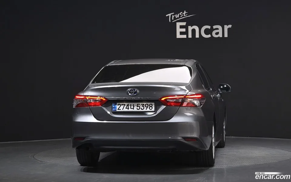 Toyota Camry 2.5 LE 2024 — миниатюра 4