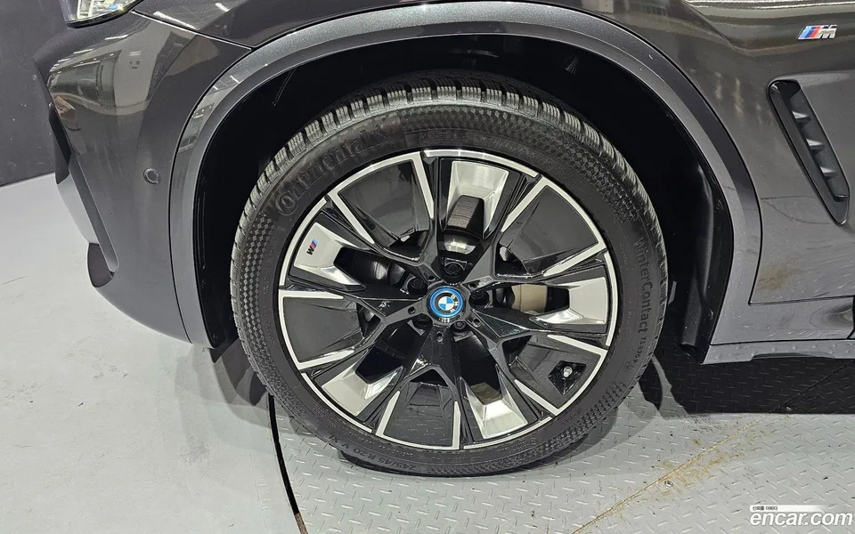 BMW iX3 M 2023 — миниатюра 5