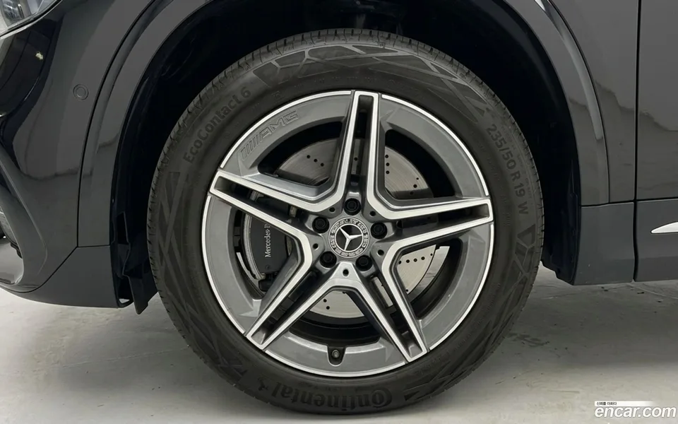Mercedes-Benz GLA-Class GLA250 4MATIC 2025 — миниатюра 2