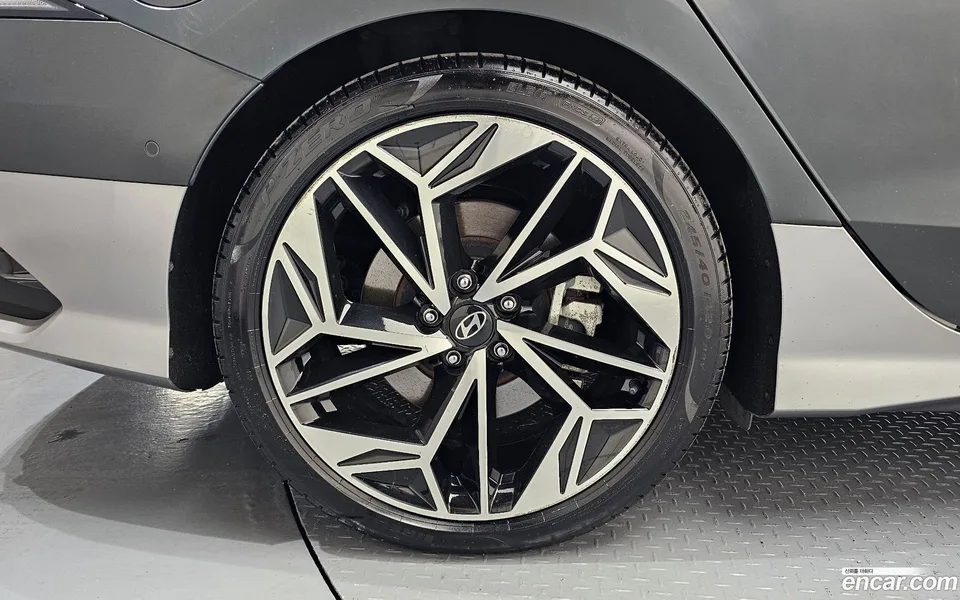 Hyundai Ioniq 6 AWD 2023 — миниатюра 2
