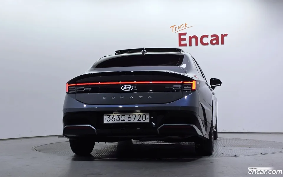 Hyundai Sonata The Edge Hybrid 2024 — миниатюра 4