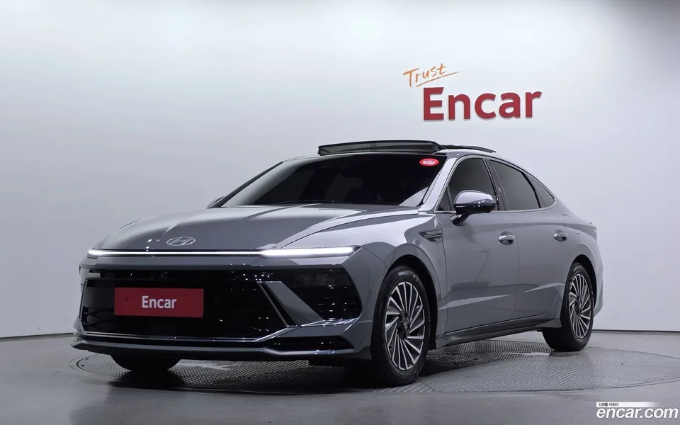 Hyundai Sonata The Edge Hybrid 2024