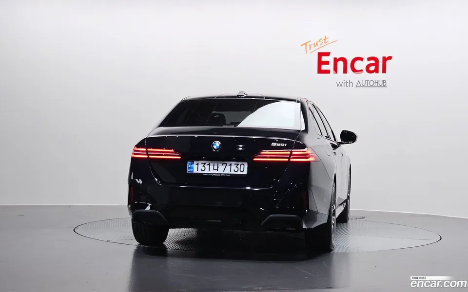 BMW 5 Series 520i M 2024 — миниатюра 4