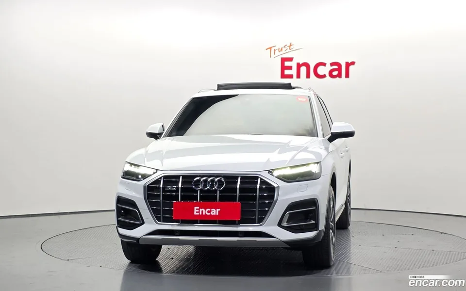 Audi Q5 45 TFSI 2023 — миниатюра 3