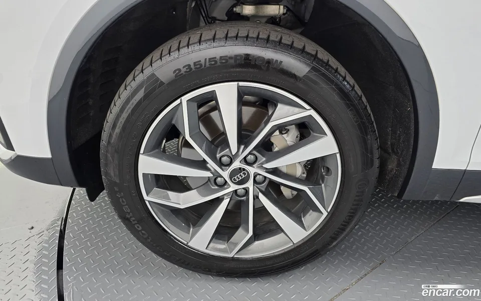 Audi Q5 45 TFSI 2023 — миниатюра 5