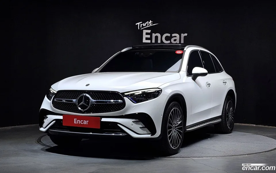Mercedes-Benz GLC-Class 2023