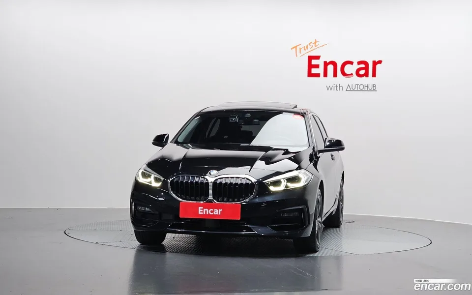 BMW 1 Series 120i 2023 — миниатюра 3