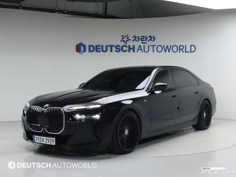 BMW 7 Series 740d xDrive M 2024 — photo 1, buy with delivery to Moscow