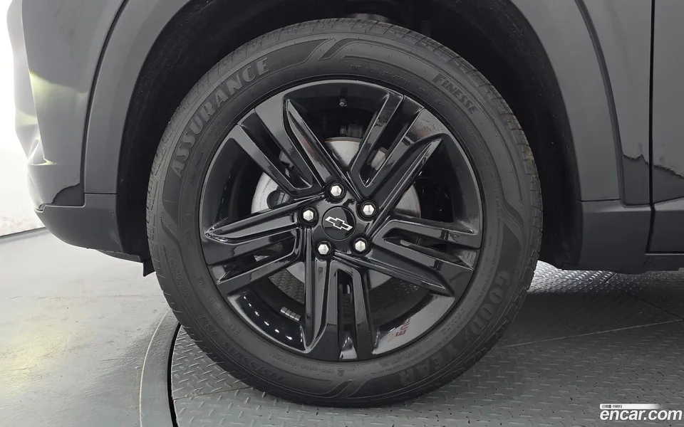 Chevrolet Trax Crossover 1.2 ACTIV 2023 — миниатюра 5