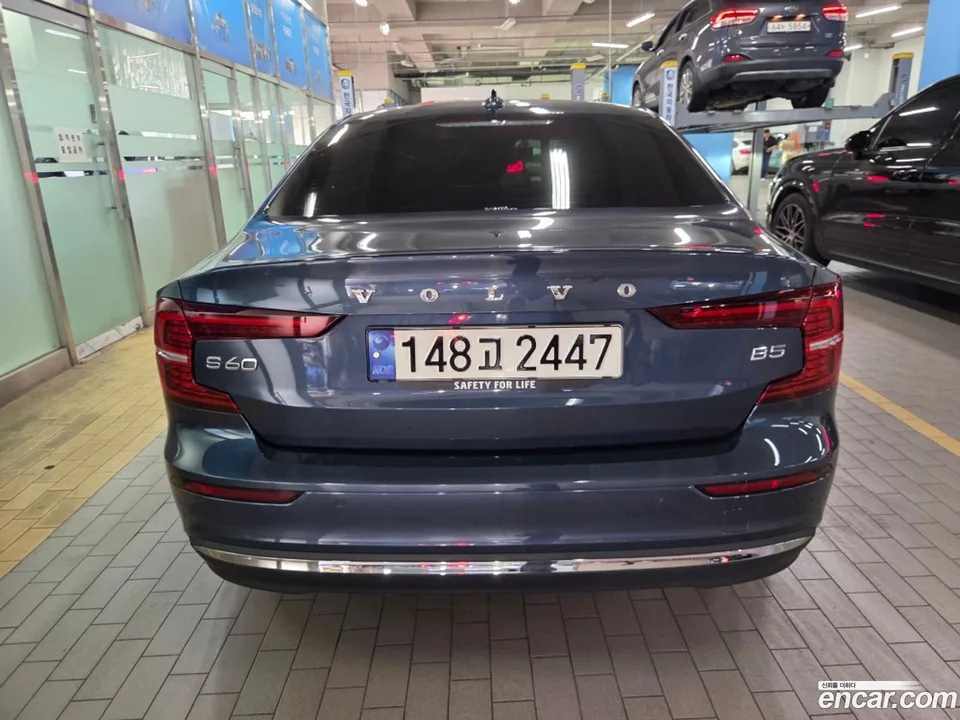 Volvo S60 B5 2023 — миниатюра 2