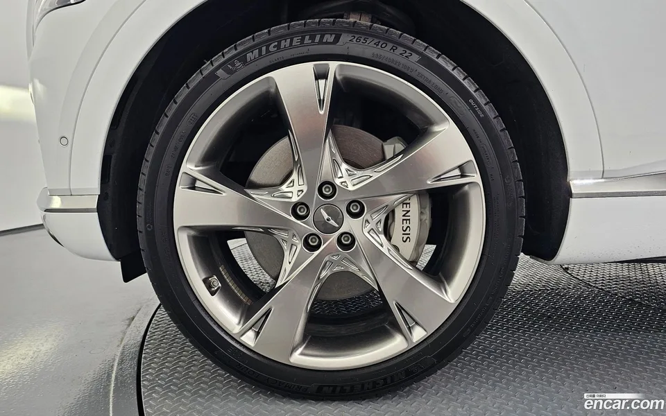 Genesis GV80 2.5T AWD 2023 — thumbnail 2