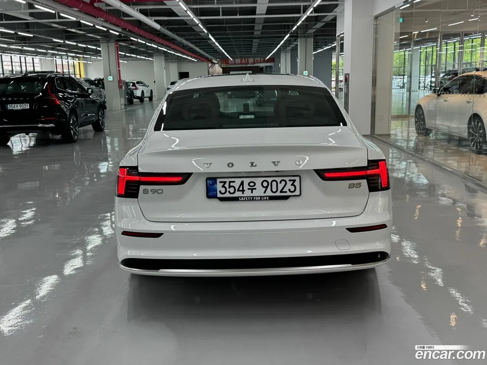 Volvo S90 B5 2026 — миниатюра 4