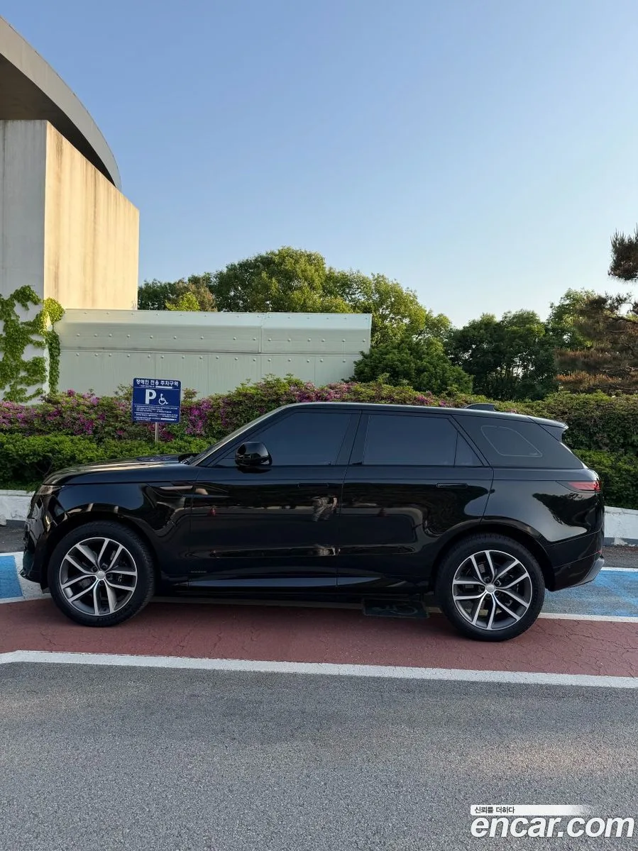 Land Rover Range Rover Sport P400 AB 2025 — миниатюра 4