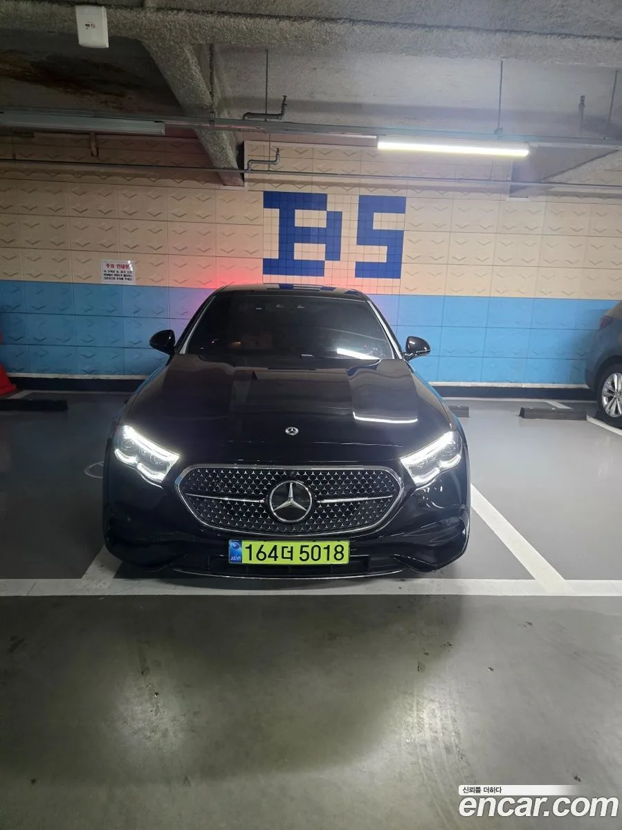 Mercedes-Benz E-Class 2025