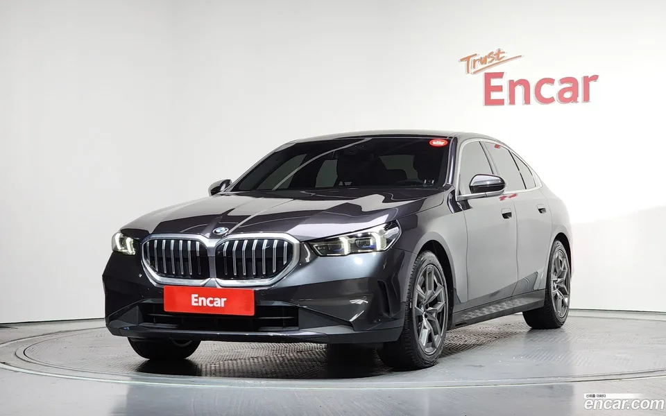 BMW 5 Series 2025
