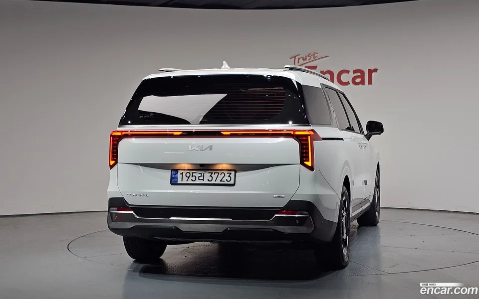 Kia Carnival HEV 7 2024 — миниатюра 4